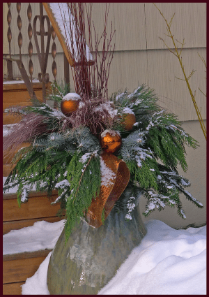 Christmas container - R